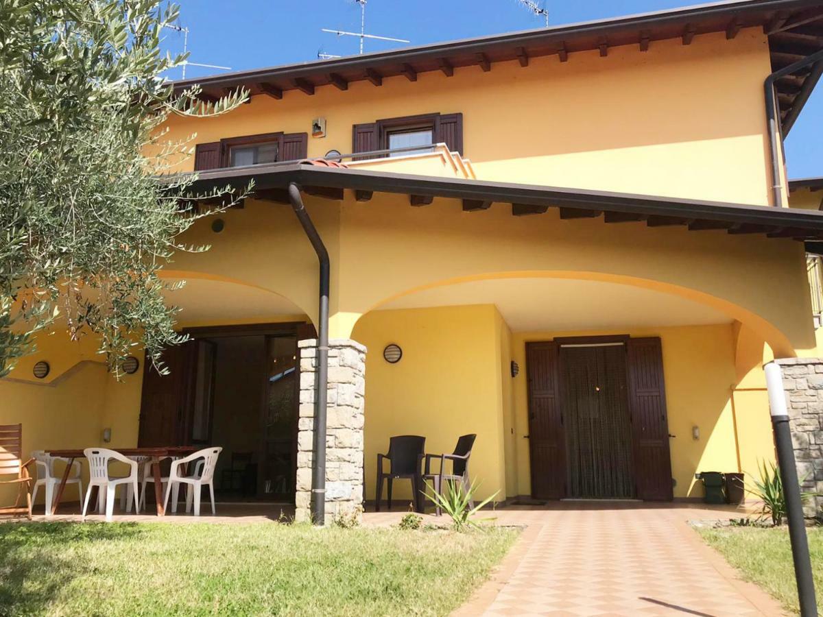 Villa The Sweet Rose With Pool Manerba del Garda Dış mekan fotoğraf