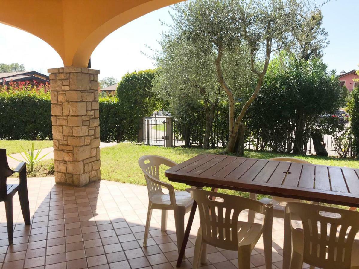 Villa The Sweet Rose With Pool Manerba del Garda Dış mekan fotoğraf